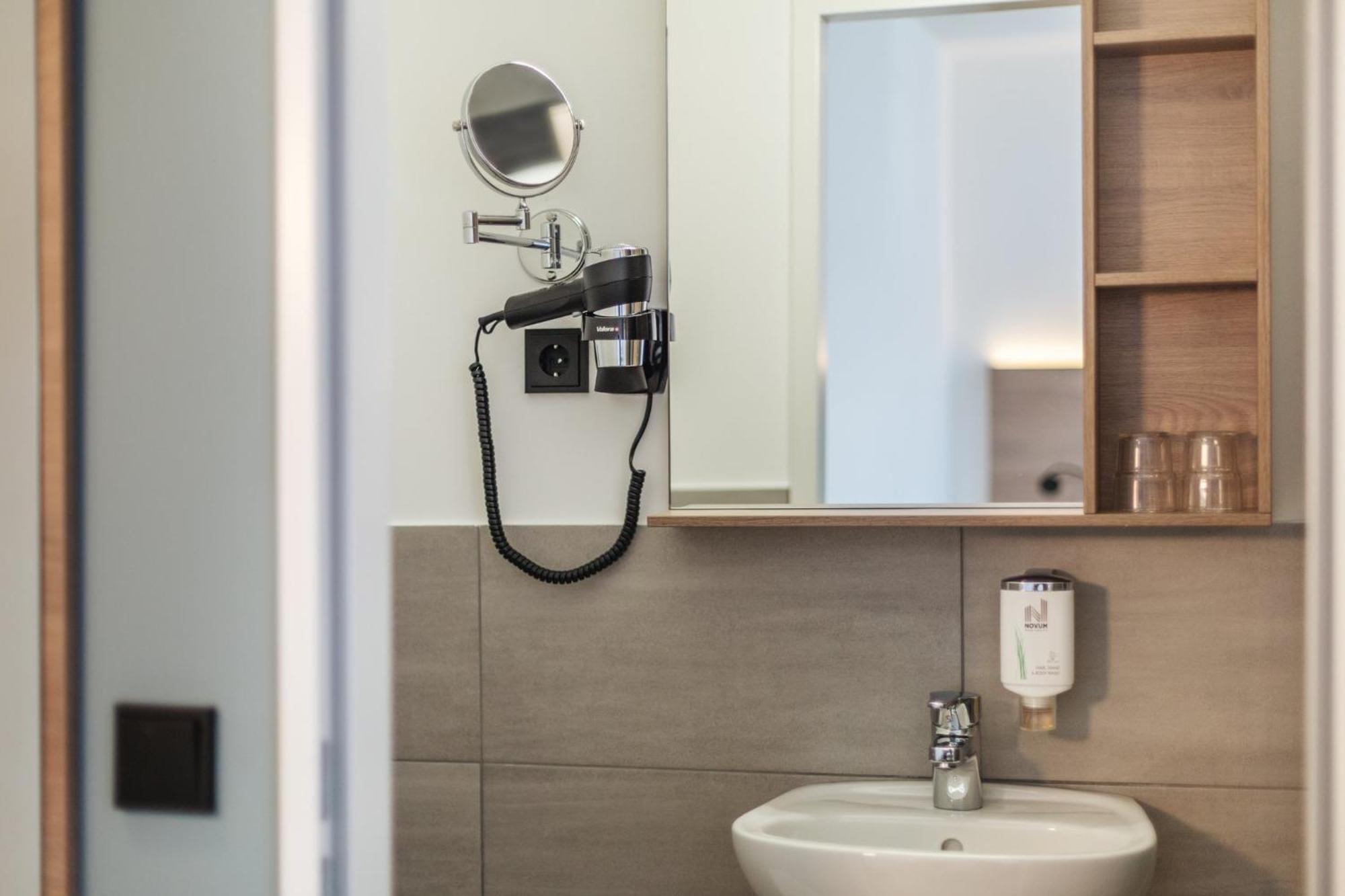 Garner Hotel Hamburg Nord By Ihg Екстер'єр фото